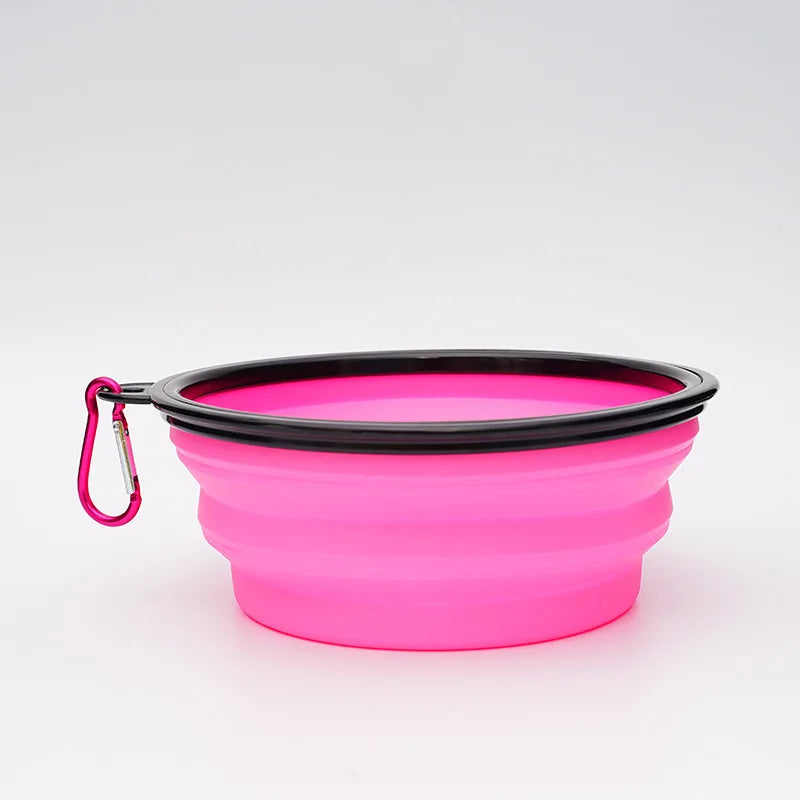 WanderBowl collapsible dog bowl in pink