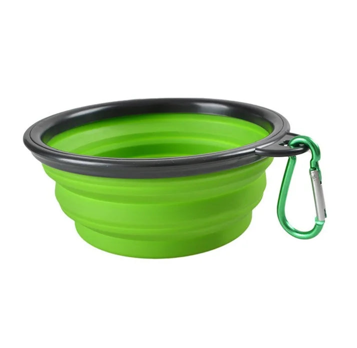 WanderBowl collapsible dog bowl in light green