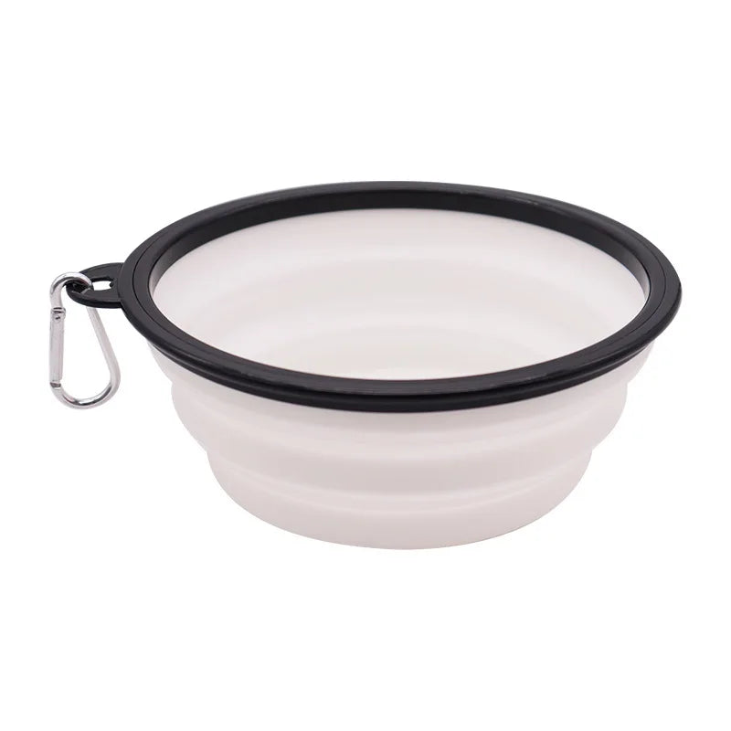 WanderBowl collapsible dog bowl in white